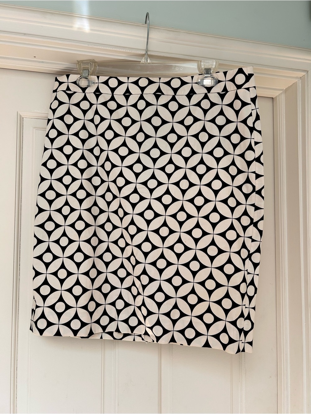 NWOT J. Crew Black and White Geometric Pencil Skirt Size 12